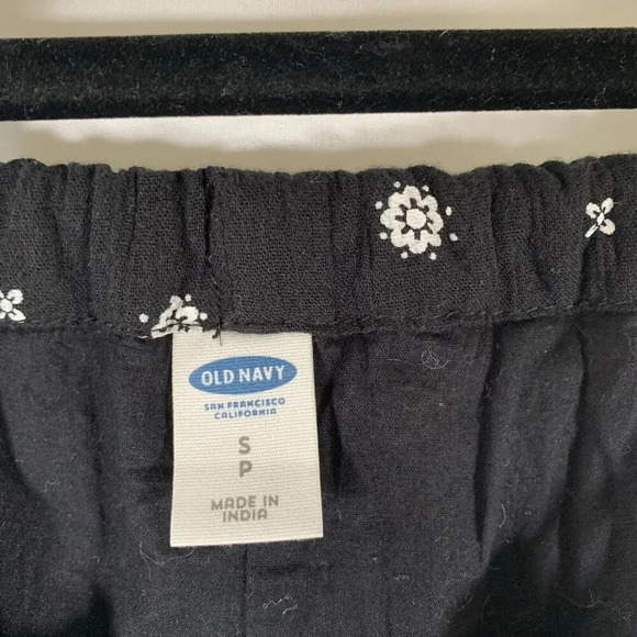 Old Navy Mini Dress Women's Small Black Floral Crochet Trim Tassel - Picture 2 of 8